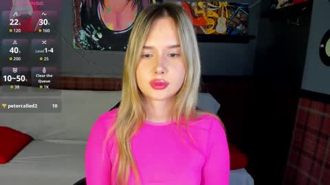 Snapshot of nicoletacooper chatting on December 23, 2025, 1:47 am Nicoletta online show from December 23, 2025, 1:47 am