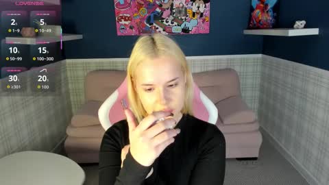 Snapshot of nicoletacooper chatting on January 18, 2026, 1:42 am Nicoletta online show from January 18, 2026, 1:42 am