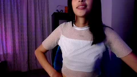 Nicole online show from April 30, 2026, 2:07 am