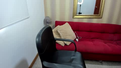 Nicolettcolin  online show from November 29, 2025, 2:31 pm