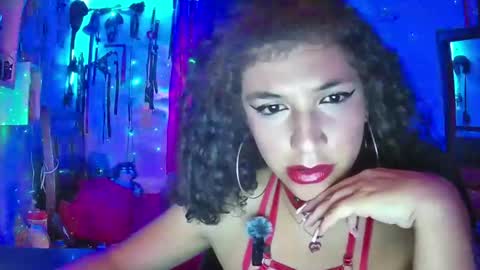 Snapshot of nicoll_williams420 chatting on April 1, 2026, 2:45 am Nicoll Williams online show from April 1, 2026, 2:45 am