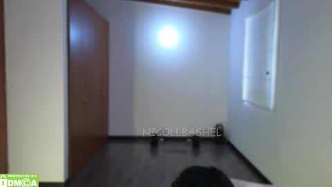 Nicoll  Independent model online show from November 16, 2025, 5:07 pm