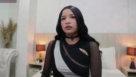 Nicolle Alvarez online show from May 9, 2026, 11:26 am