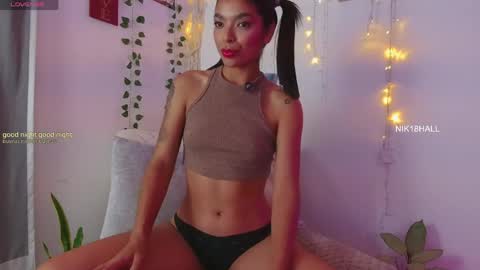 Nicolle online show from June 7, 2026, 1:10 am