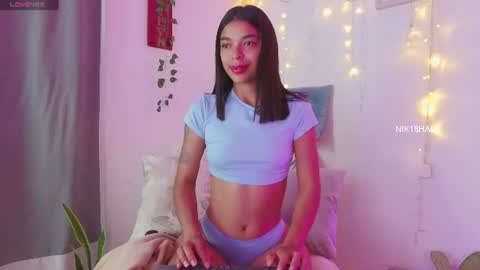 Nicolle online show from June 19, 2026, 11:25 am