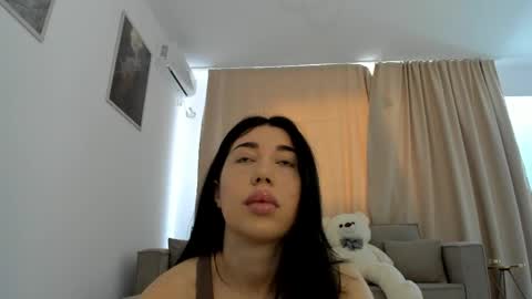 Snapshot of nicolledelight chatting on April 8, 2026, 5:40 am Nicolle online show from April 8, 2026, 5:40 am
