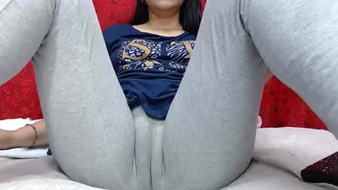 Snapshot of nicolleowens chatting on October 22, 2025, 9:36 pm NICOLLE online show from October 22, 2025, 9:36 pm