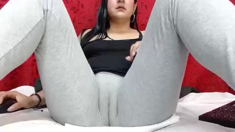 Snapshot of nicolleowens chatting on May 25, 2026, 11:00 pm NICOLLE online show from May 25, 2026, 11:00 pm
