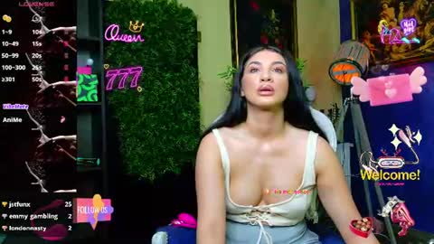 Nicolle online show from June 24, 2026, 9:52 am