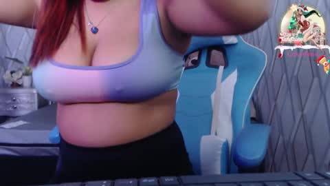 Nicolle Miley online show from December 15, 2024, 11:23 am