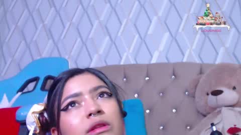 Nicolle Miley online show from December 21, 2024, 10:17 am