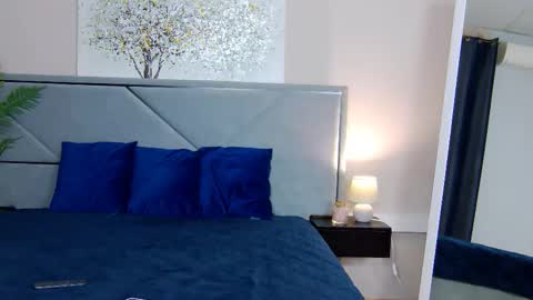 Snapshot of nicolros chatting on October 27, 2025, 1:48 pm NicolRos online show from October 27, 2025, 1:48 pm