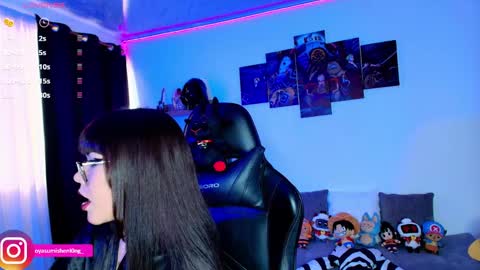 Snapshot of nicorobinn chatting on September 20, 2025, 8:43 pm Lizzie online show from September 20, 2025, 8:43 pm