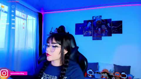 Snapshot of nicorobinn chatting on September 28, 2025, 10:48 pm Lizzie online show from September 28, 2025, 10:48 pm