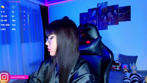 Snapshot of nicorobinn chatting on October 2, 2025, 12:06 am Lizzie online show from October 2, 2025, 12:06 am