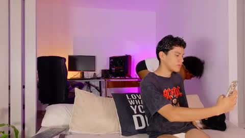 Nico y Mark online show from July 28, 2026, 5:14 am