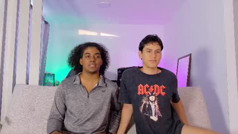 Nico y Mark online show from August 4, 2026, 11:35 am