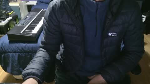Julian online show from January 5, 2025, 10:32 am