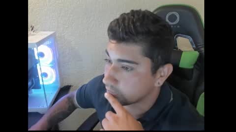 nieve_96 online show from February 11, 2026, 11:54 pm