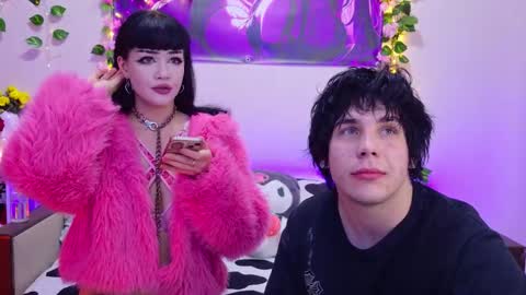 Night angel online show from November 17, 2025, 4:46 pm