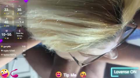 Snapshot of night_love34 chatting on October 3, 2025, 7:16 am night_love34 online show from October 3, 2025, 7:16 am