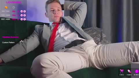 Snapshot of night_wwwolf chatting on December 6, 2024, 2:46 am Jameson online show from December 6, 2024, 2:46 am