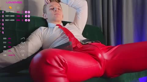 Snapshot of night_wwwolf chatting on December 29, 2024, 6:56 am Jameson online show from December 29, 2024, 6:56 am