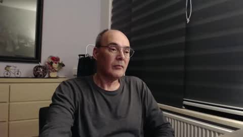 Snapshot of nightkeeper63 chatting on October 12, 2025, 12:20 am nightkeeper63 online show from October 12, 2025, 12:20 am