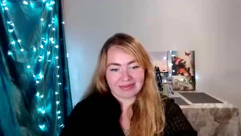 nightlaura online show from December 24, 2024, 1:16 am