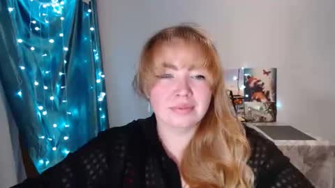 nightlaura online show from January 1, 2025, 5:55 pm