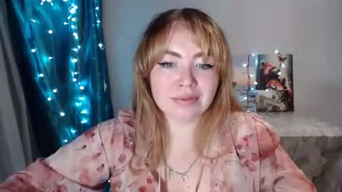nightlaura online show from January 10, 2025, 11:18 pm