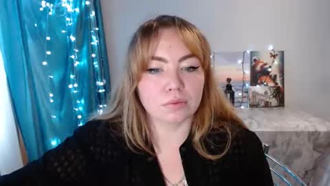 nightlaura online show from January 14, 2025, 6:24 am