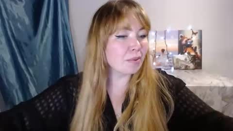nightlaura online show from January 23, 2025, 5:42 pm