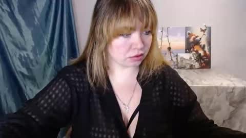 nightlaura online show from January 28, 2025, 3:04 am