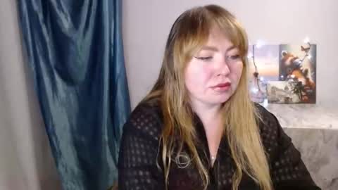 nightlaura online show from January 28, 2025, 4:30 pm