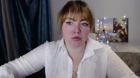 nightlaura online show from January 29, 2025, 6:18 pm