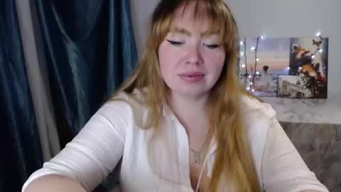 nightlaura online show from February 2, 2025, 8:30 pm