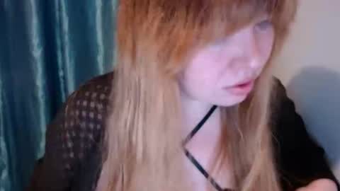 nightlaura online show from March 10, 2025, 7:29 pm