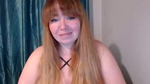 nightlaura online show from March 10, 2025, 10:45 pm