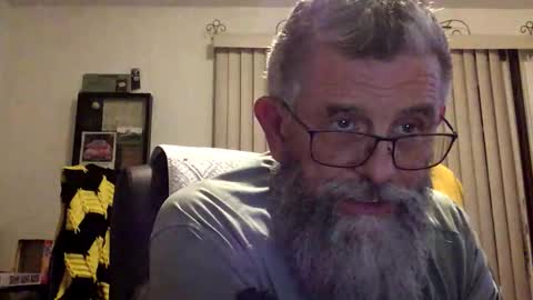 nightmoves1970 online show from February 2, 2026, 3:38 am