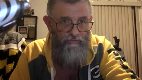 nightmoves1970 online show from March 27, 2026, 3:34 am