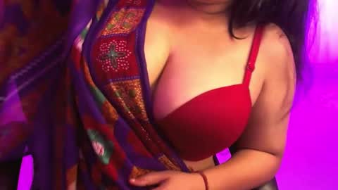 nightqueen107446 online show from October 14, 2025, 2:12 am