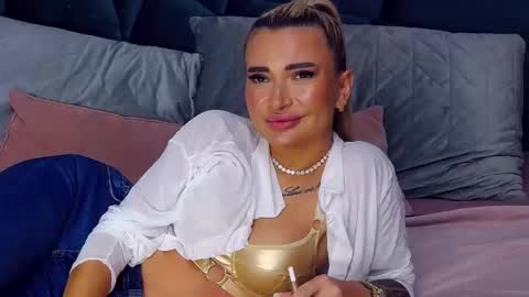 Snapshot of nightshadeiris chatting on September 25, 2025, 7:34 am Iris online show from September 25, 2025, 7:34 am