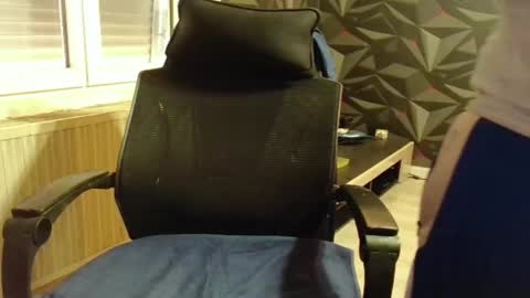 Snapshot of niglo620 chatting on April 20, 2026, 1:36 pm niglo620 online show from April 20, 2026, 1:36 pm