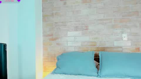 Niicole online show from June 11, 2026, 1:05 am