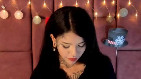 NINAINK online show from December 31, 2024, 4:04 pm