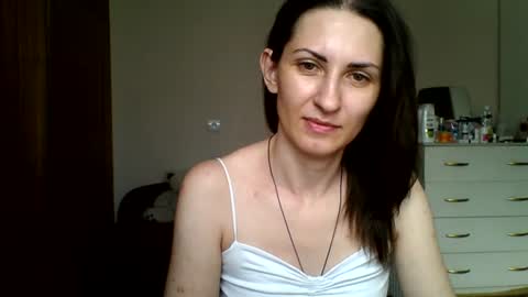 nika_smily online show from June 18, 2026, 10:52 am