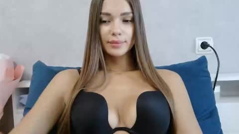 Nika online show from June 11, 2026, 5:38 am