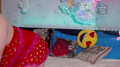 LovellyNika online show from February 16, 2025, 3:59 pm