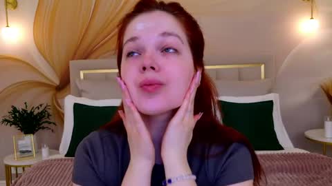 Nika online show from May 2, 2026, 2:27 am